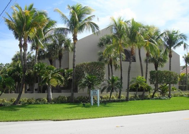 Tres Vidas - Palm Beach County Waterfront Condos
