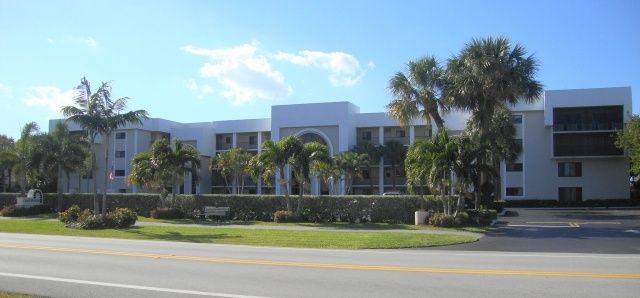 Lakewood - Palm Beach County Waterfront Condos