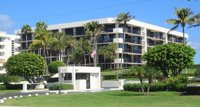 Carlton Place - Palm Beach County Waterfront Condos