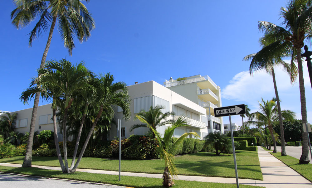 Nassau Square - Palm Beach County Waterfront Condos