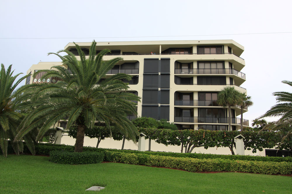 Chateau Royal - Palm Beach County Waterfront Condos