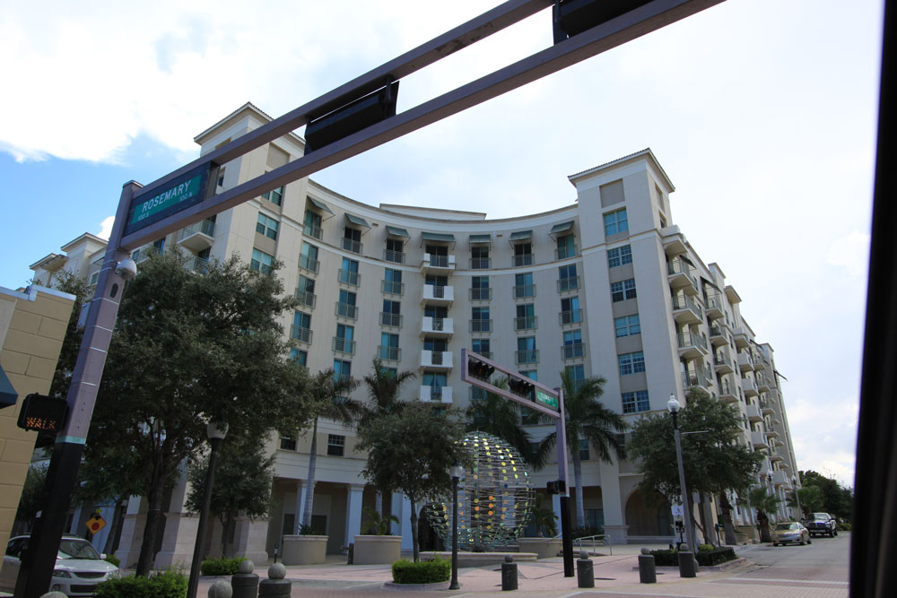 Six Hundred Ten Clematis - Palm Beach County Waterfront Condos